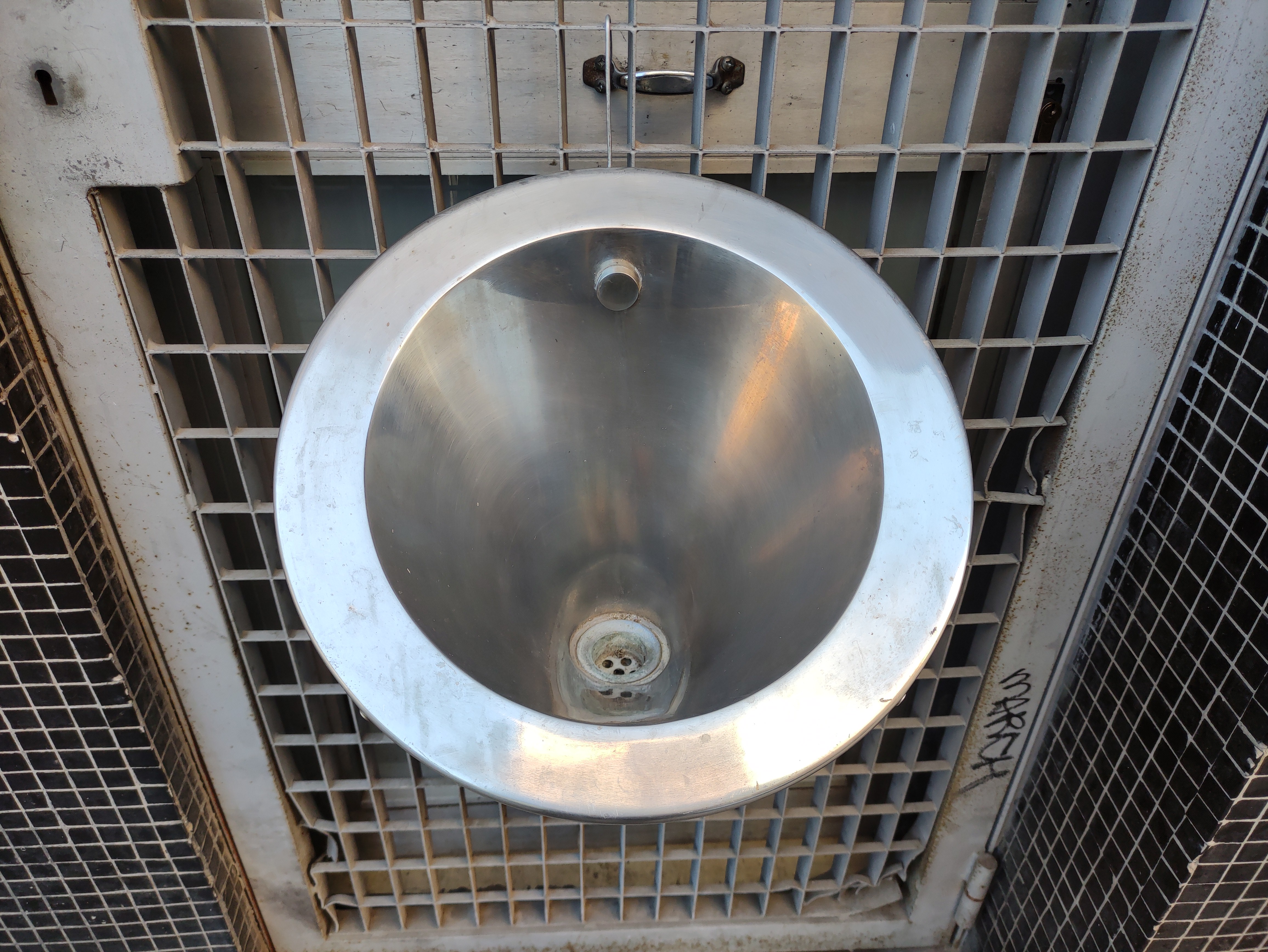 retrete urinario carcel hosteleria inox 60x36.5x36 (45eu) 1u